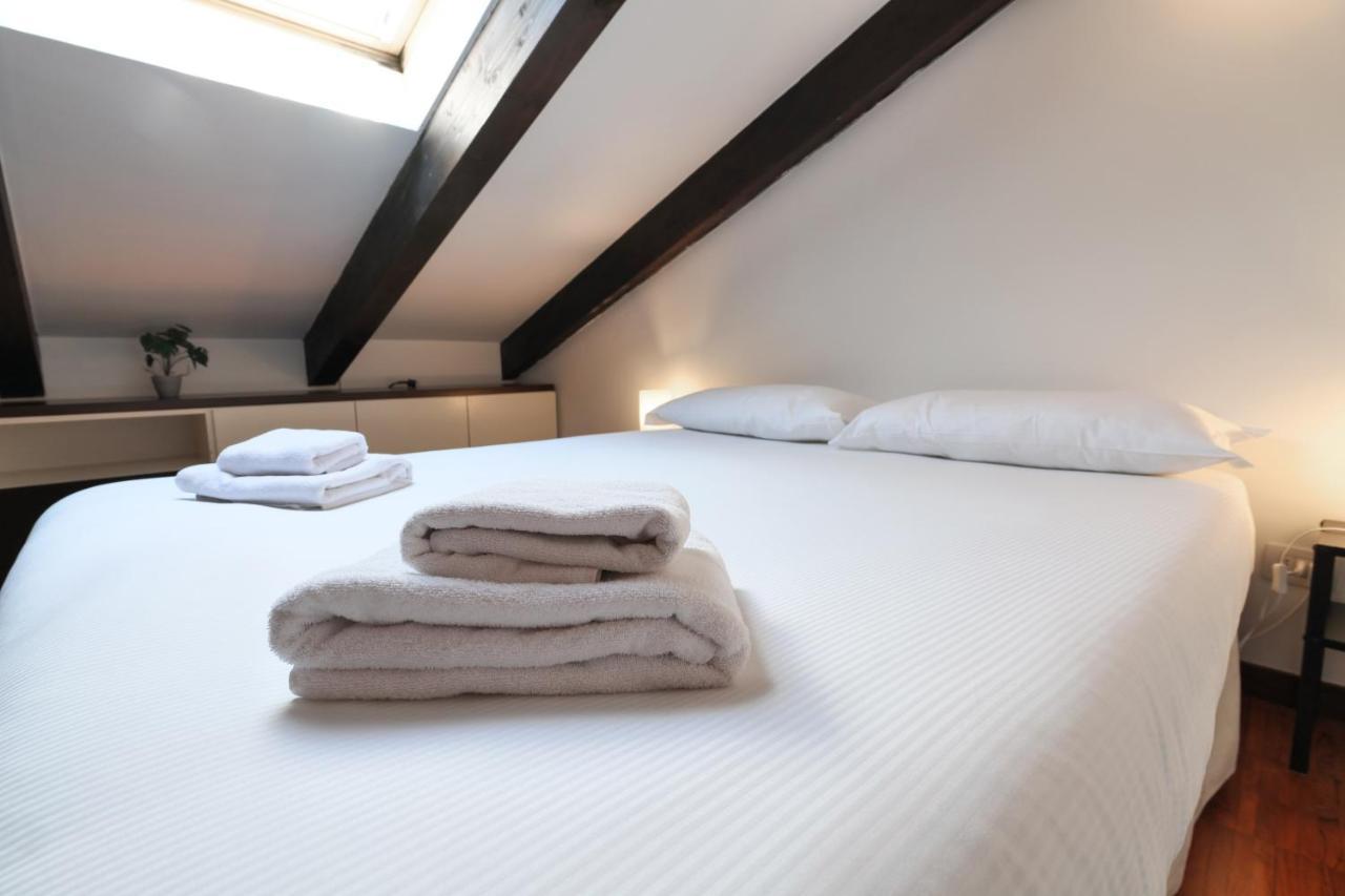 Appartement Primopiano - Alzaia à Milan Extérieur photo