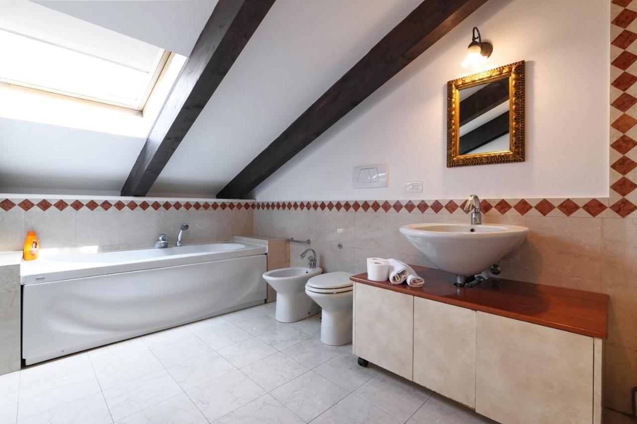 Appartement Primopiano - Alzaia à Milan Extérieur photo